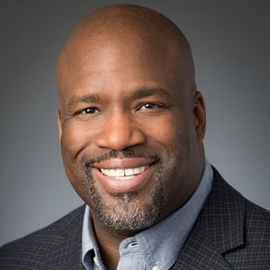 Meet your Posher, Victor